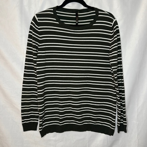 RENEE C. OLIVE AND WHITE STRIPE CREWNECK (L) - Picture 1 of 7